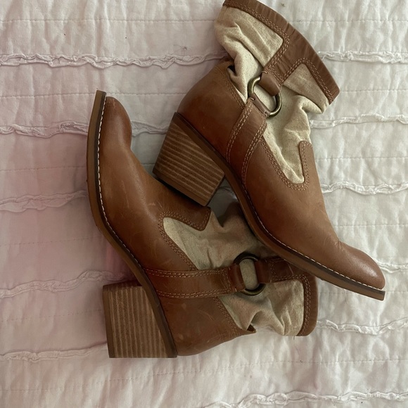 Lucky Brand booties - Picture 3 of 7